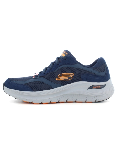 Skechers